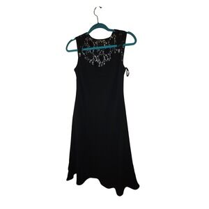 Sassy Black Lace Yoke Sleeveless A-Line Cocktail Dress Size 8 NWT M01105809